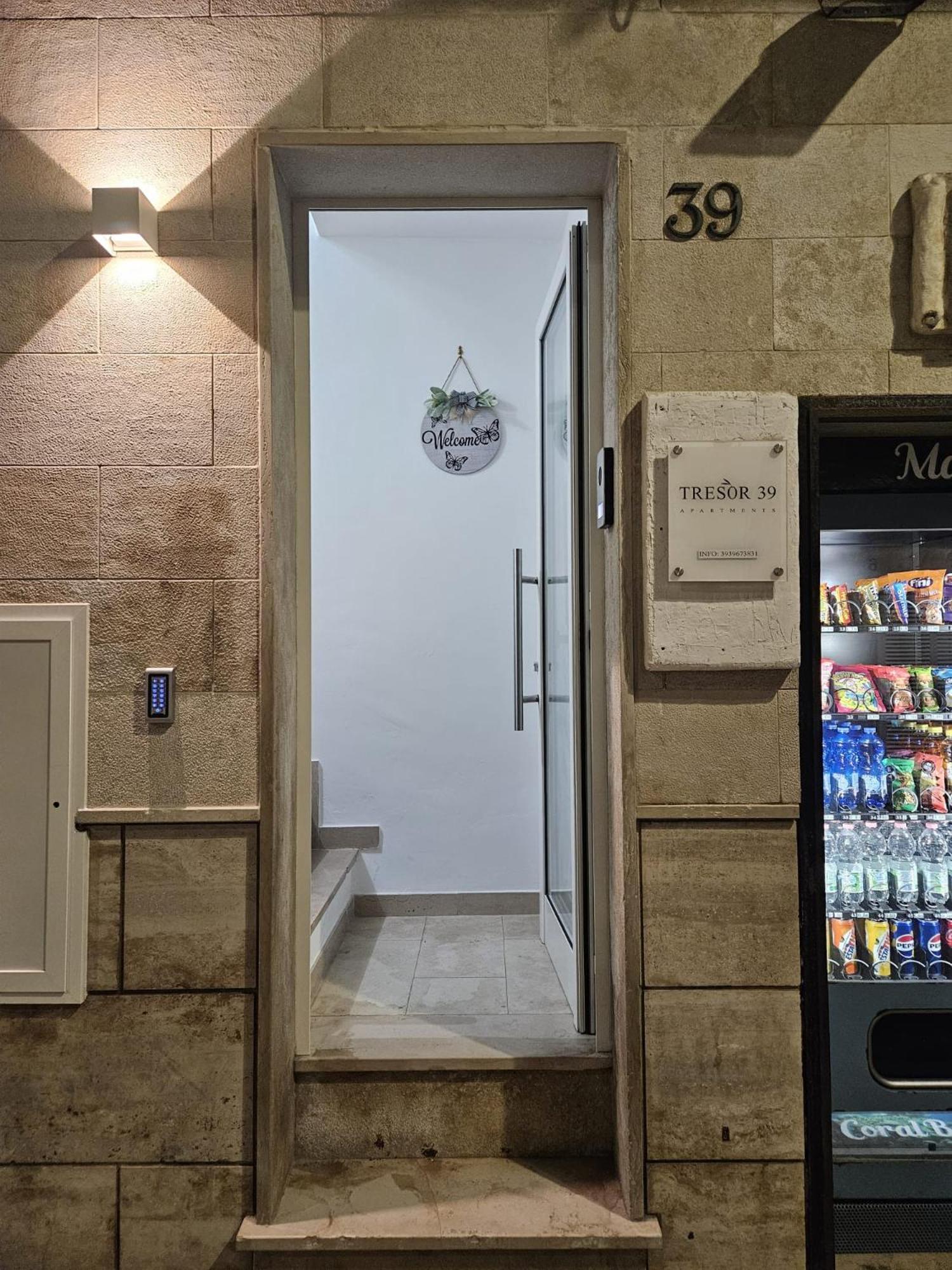 Hotel Tresor à Polignano a Mare Extérieur photo